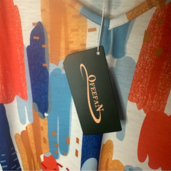 Colorful Abstract Print Top - Picture 5 of 10